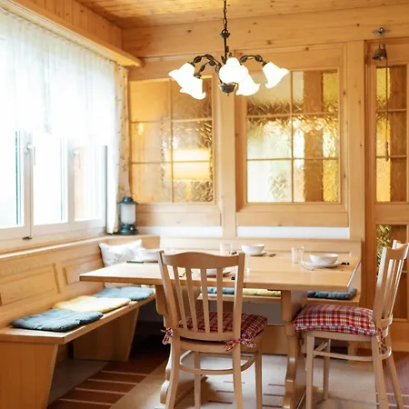 Appartement Bergblick *